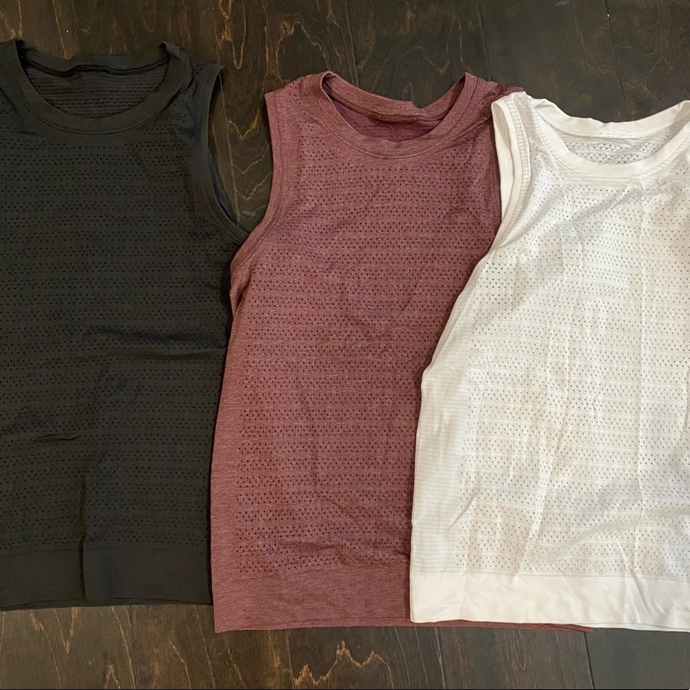 Lululemon muscle tanks size 6 - LOT of 3